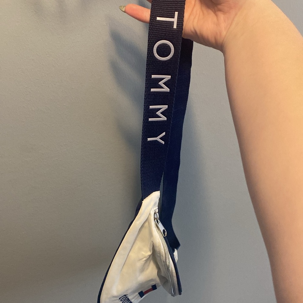 Tommy Hilfiger tommy girl fanny pack - Picture 4 of 6